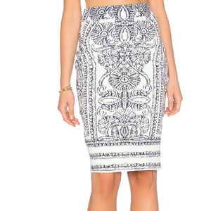 NEW Elliatt Elements Revolve Pencil Bodycon Hourglass Boho Midi Skirt XS
